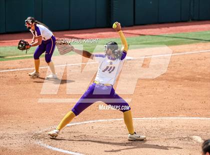 Thumbnail 3 in San Benito @ Pearland (UIL 6A Softball Semifinal) photogallery.
