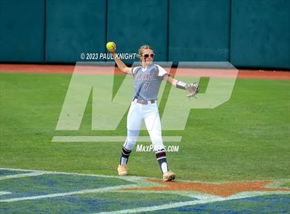 Thumbnail 3 in San Benito @ Pearland (UIL 6A Softball Semifinal) photogallery.