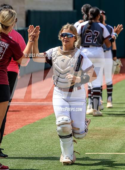 Thumbnail 3 in San Benito @ Pearland (UIL 6A Softball Semifinal) photogallery.