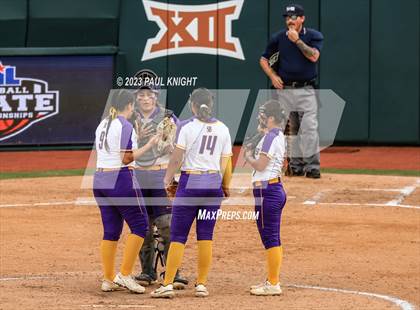 Thumbnail 3 in San Benito @ Pearland (UIL 6A Softball Semifinal) photogallery.
