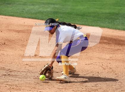 Thumbnail 3 in San Benito @ Pearland (UIL 6A Softball Semifinal) photogallery.