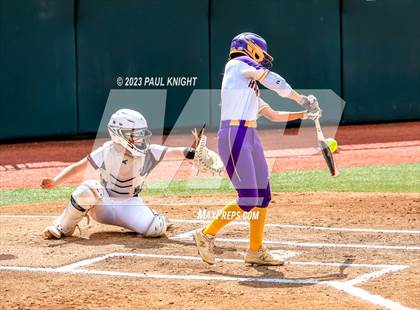 Thumbnail 2 in San Benito @ Pearland (UIL 6A Softball Semifinal) photogallery.