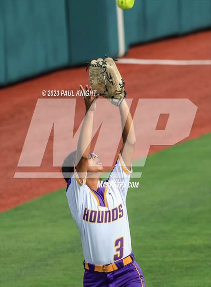 Thumbnail 1 in San Benito @ Pearland (UIL 6A Softball Semifinal) photogallery.
