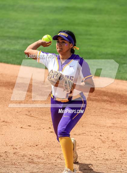 Thumbnail 3 in San Benito @ Pearland (UIL 6A Softball Semifinal) photogallery.