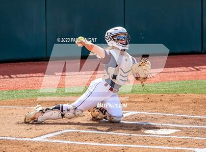 Thumbnail 2 in San Benito @ Pearland (UIL 6A Softball Semifinal) photogallery.
