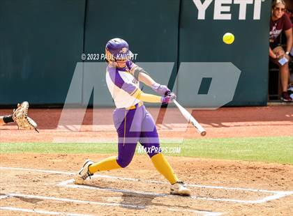 Thumbnail 3 in San Benito @ Pearland (UIL 6A Softball Semifinal) photogallery.