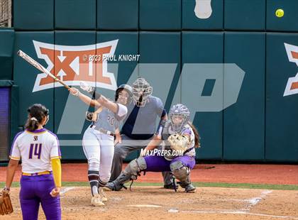 Thumbnail 3 in San Benito @ Pearland (UIL 6A Softball Semifinal) photogallery.