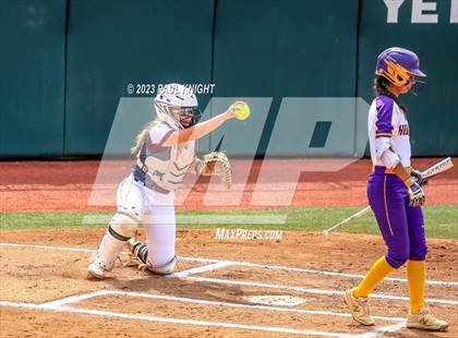 Thumbnail 2 in San Benito @ Pearland (UIL 6A Softball Semifinal) photogallery.