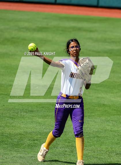 Thumbnail 2 in San Benito @ Pearland (UIL 6A Softball Semifinal) photogallery.
