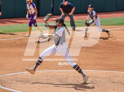 Thumbnail 3 in San Benito @ Pearland (UIL 6A Softball Semifinal) photogallery.
