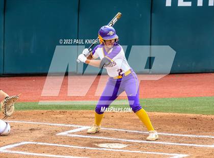 Thumbnail 2 in San Benito @ Pearland (UIL 6A Softball Semifinal) photogallery.