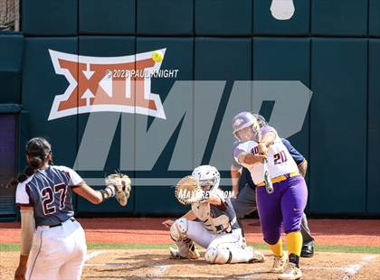 Thumbnail 1 in San Benito @ Pearland (UIL 6A Softball Semifinal) photogallery.