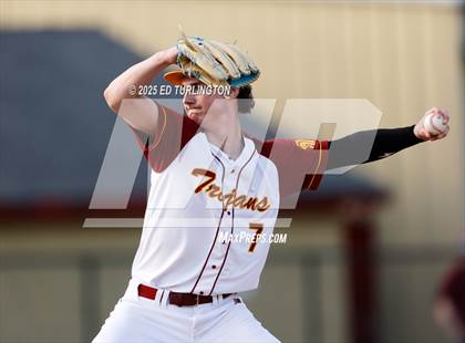 Thumbnail 1 in Sequoyah @ Lassiter photogallery.