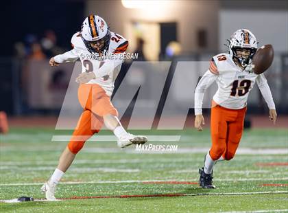 Thumbnail 3 in Half Moon Bay @ Burlingame (CIF CCS D4 Quarterfinal) photogallery.