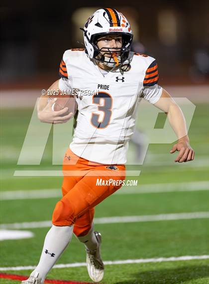 Thumbnail 3 in Half Moon Bay @ Burlingame (CIF CCS D4 Quarterfinal) photogallery.