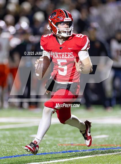 Thumbnail 2 in Half Moon Bay @ Burlingame (CIF CCS D4 Quarterfinal) photogallery.