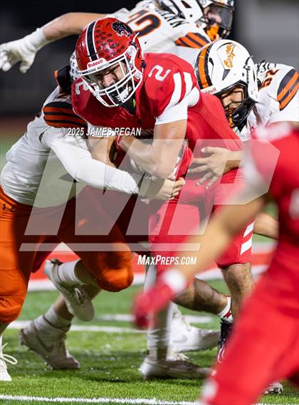 Thumbnail 2 in Half Moon Bay @ Burlingame (CCS D4 Quarterfinal) photogallery.