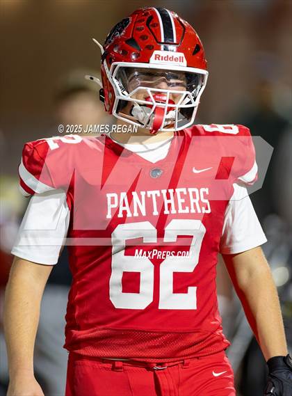 Thumbnail 1 in Half Moon Bay @ Burlingame (CCS D4 Quarterfinal) photogallery.