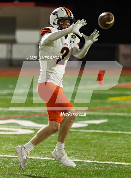 Thumbnail 2 in Half Moon Bay @ Burlingame (CIF CCS D4 Quarterfinal) photogallery.