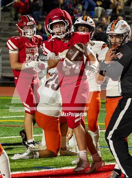 Thumbnail 3 in Half Moon Bay @ Burlingame (CCS D4 Quarterfinal) photogallery.