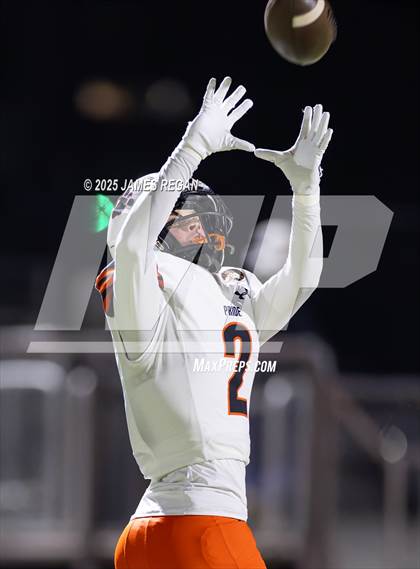 Thumbnail 3 in Half Moon Bay @ Burlingame (CIF CCS D4 Quarterfinal) photogallery.