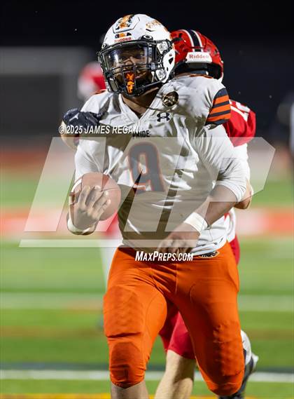Thumbnail 3 in Half Moon Bay @ Burlingame (CCS D4 Quarterfinal) photogallery.