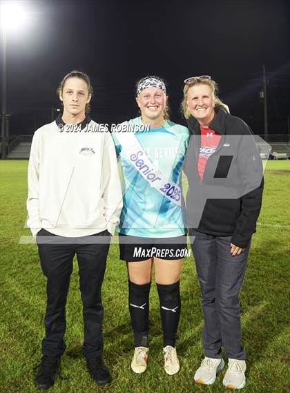 Thumbnail 3 in Stanton (Senior Night) photogallery.