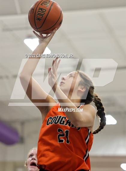Thumbnail 1 in Middle Tennessee Christian vs. Lipscomb Academy photogallery.