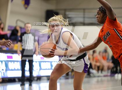 Thumbnail 1 in Middle Tennessee Christian vs. Lipscomb Academy photogallery.