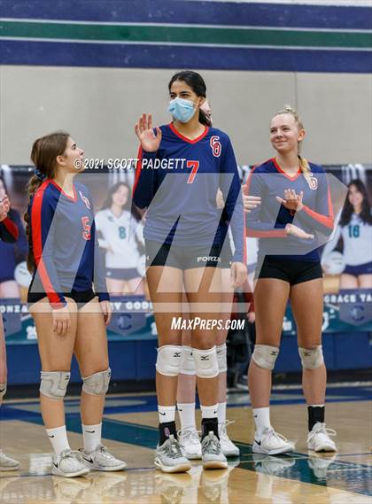 Thumbnail 2 in Great Oak @ Chaparral photogallery.