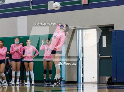 Thumbnail 2 in Great Oak @ Chaparral photogallery.