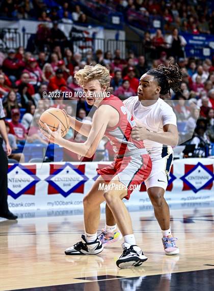 Thumbnail 3 in Marked Tree vs. County Line (AAA 1A State Final) photogallery.