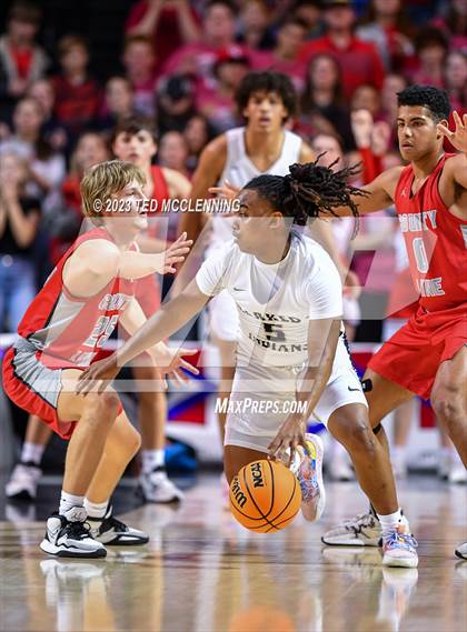 Thumbnail 2 in Marked Tree vs. County Line (AAA 1A State Final) photogallery.