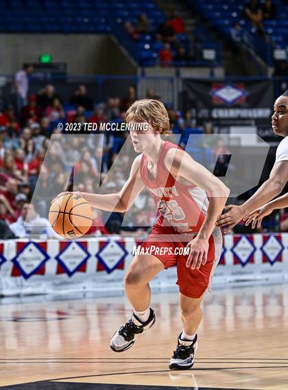 Thumbnail 2 in Marked Tree vs. County Line (AAA 1A State Final) photogallery.