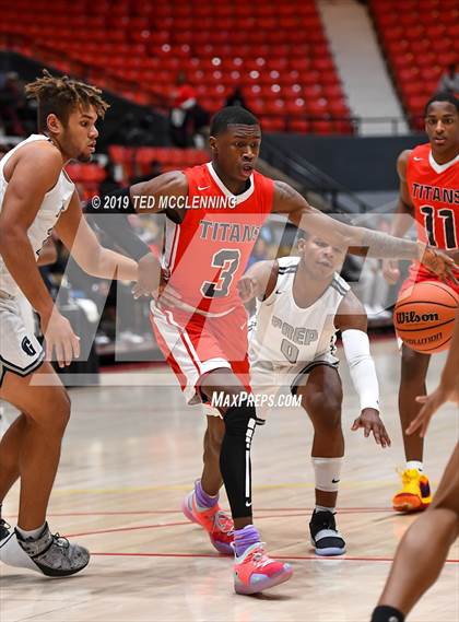 Thumbnail 1 in Jacksonville  vs. Gulliver Prep (King Cotton Classic) photogallery.