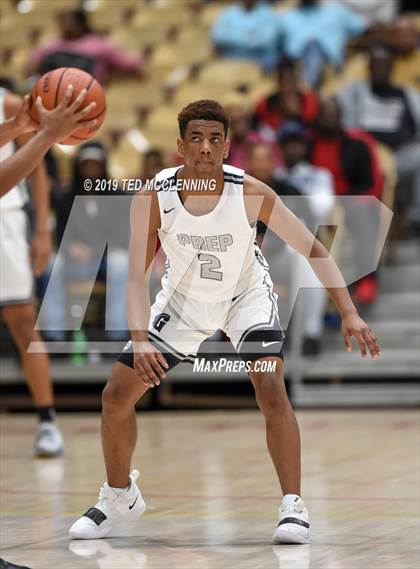 Thumbnail 3 in Jacksonville  vs. Gulliver Prep (King Cotton Classic) photogallery.