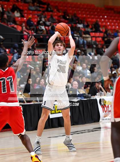 Thumbnail 3 in Jacksonville  vs. Gulliver Prep (King Cotton Classic) photogallery.