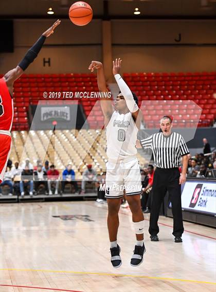 Thumbnail 2 in Jacksonville  vs. Gulliver Prep (King Cotton Classic) photogallery.