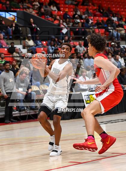 Thumbnail 1 in Jacksonville  vs. Gulliver Prep (King Cotton Classic) photogallery.