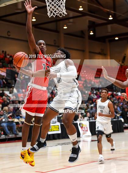 Thumbnail 2 in Jacksonville  vs. Gulliver Prep (King Cotton Classic) photogallery.