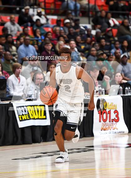 Thumbnail 3 in Jacksonville  vs. Gulliver Prep (King Cotton Classic) photogallery.