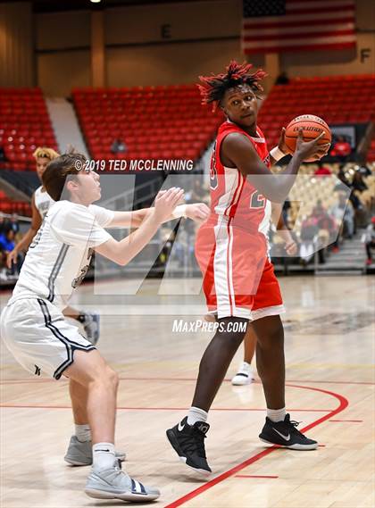 Thumbnail 2 in Jacksonville  vs. Gulliver Prep (King Cotton Classic) photogallery.