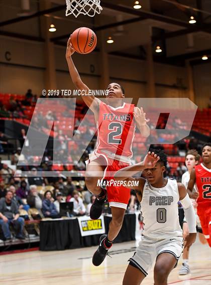 Thumbnail 3 in Jacksonville  vs. Gulliver Prep (King Cotton Classic) photogallery.