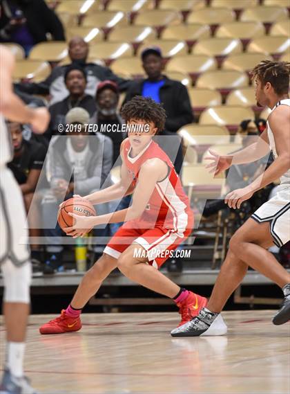 Thumbnail 1 in Jacksonville  vs. Gulliver Prep (King Cotton Classic) photogallery.