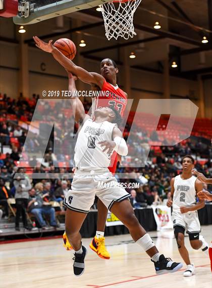Thumbnail 3 in Jacksonville  vs. Gulliver Prep (King Cotton Classic) photogallery.