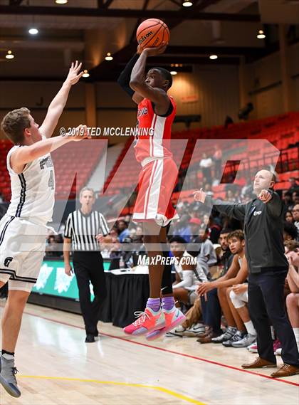 Thumbnail 3 in Jacksonville  vs. Gulliver Prep (King Cotton Classic) photogallery.