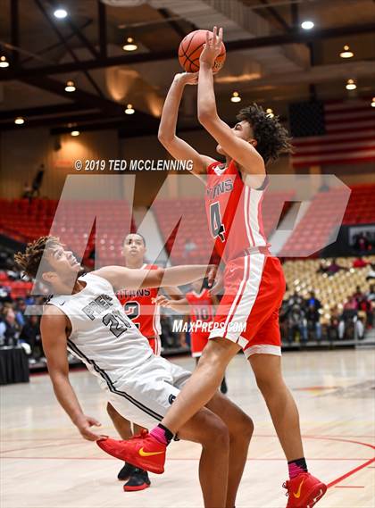 Thumbnail 2 in Jacksonville  vs. Gulliver Prep (King Cotton Classic) photogallery.