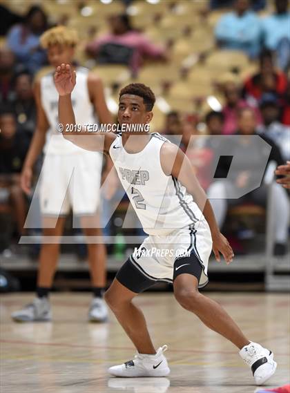 Thumbnail 1 in Jacksonville  vs. Gulliver Prep (King Cotton Classic) photogallery.