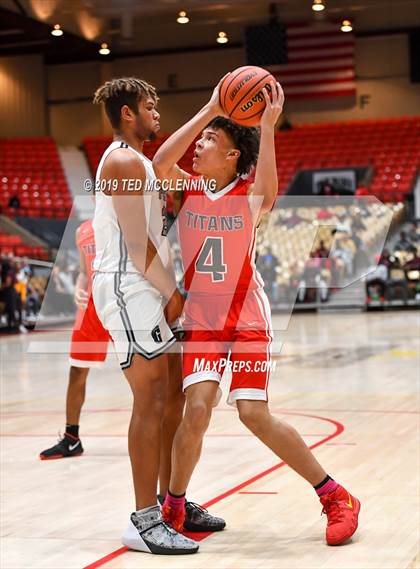Thumbnail 3 in Jacksonville  vs. Gulliver Prep (King Cotton Classic) photogallery.