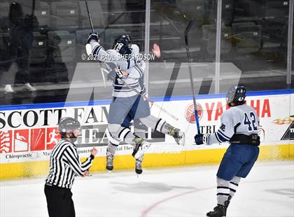Thumbnail 3 in Crested Butte vs. Battle Mountain (CHSAA 4A Final) photogallery.